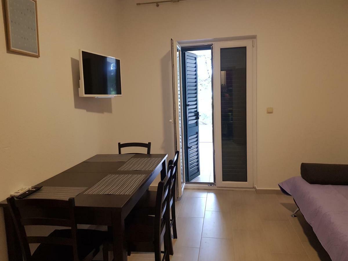 "Laurier" Rooms & Apartments Čelina Eksteriør bilde