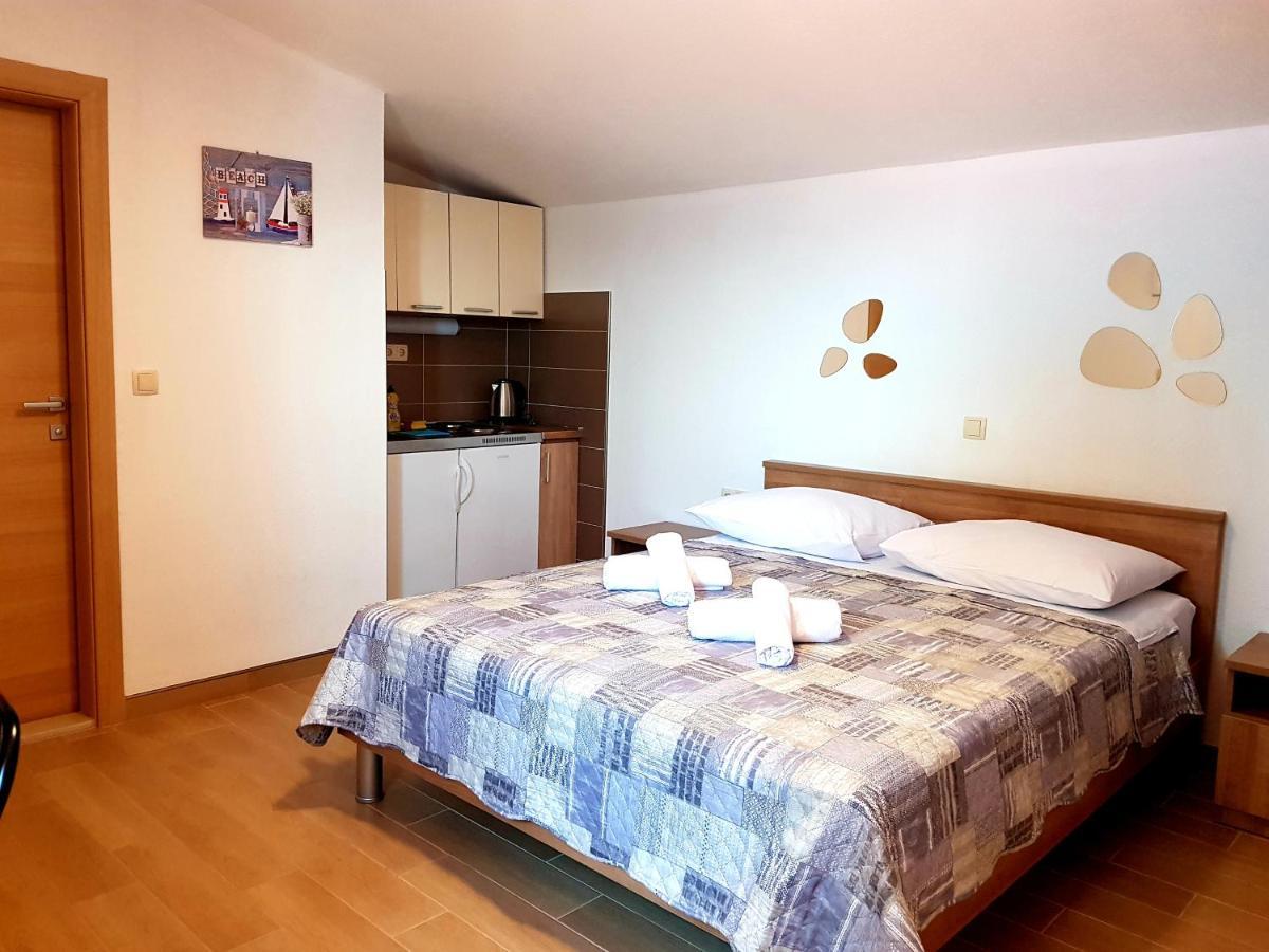 "Laurier" Rooms & Apartments Čelina Eksteriør bilde